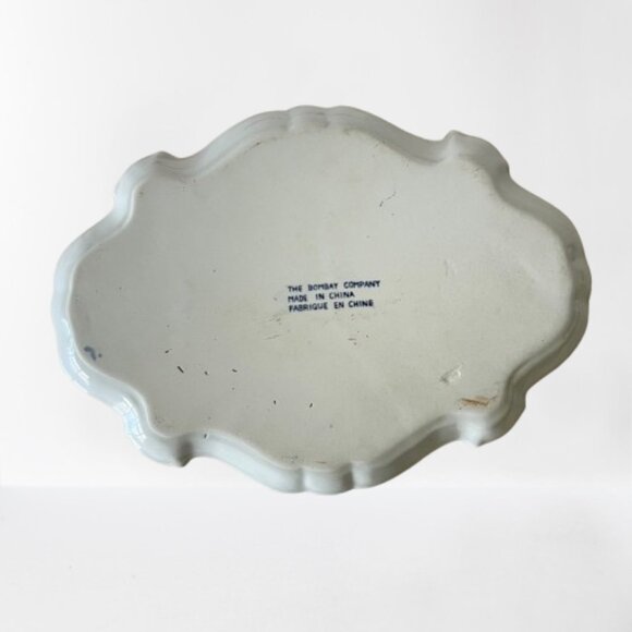 Vintage Bombay Company Chinoiserie Blue and White Porcelain tray, wooden stand - Picture 9 of 16